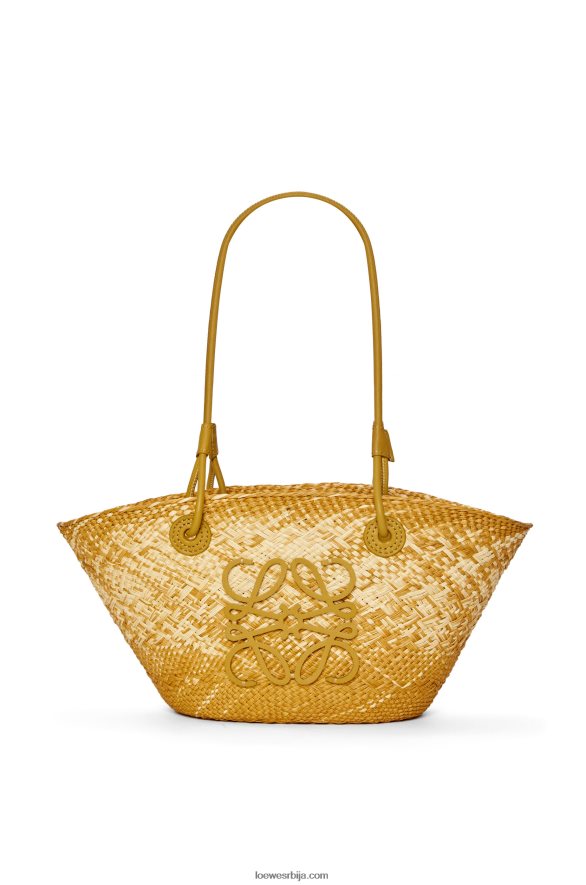 Loewe Жене мала анаграм торба за корпе од ираца палме и телеће коже окер HJTY8
