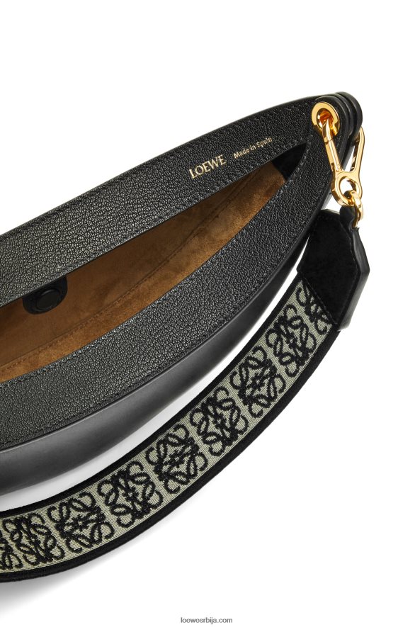Loewe Жене мала луна торба од сатенске телеће коже и жакарда црн HJTY484