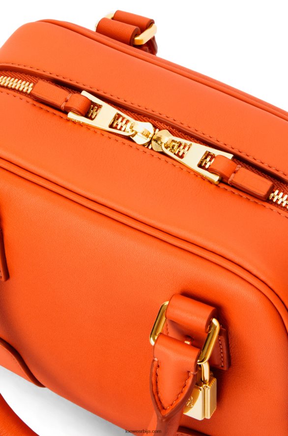 Loewe Жене Амазона 16 квадратна торба од напа телеће коже наранџаста HJTY145