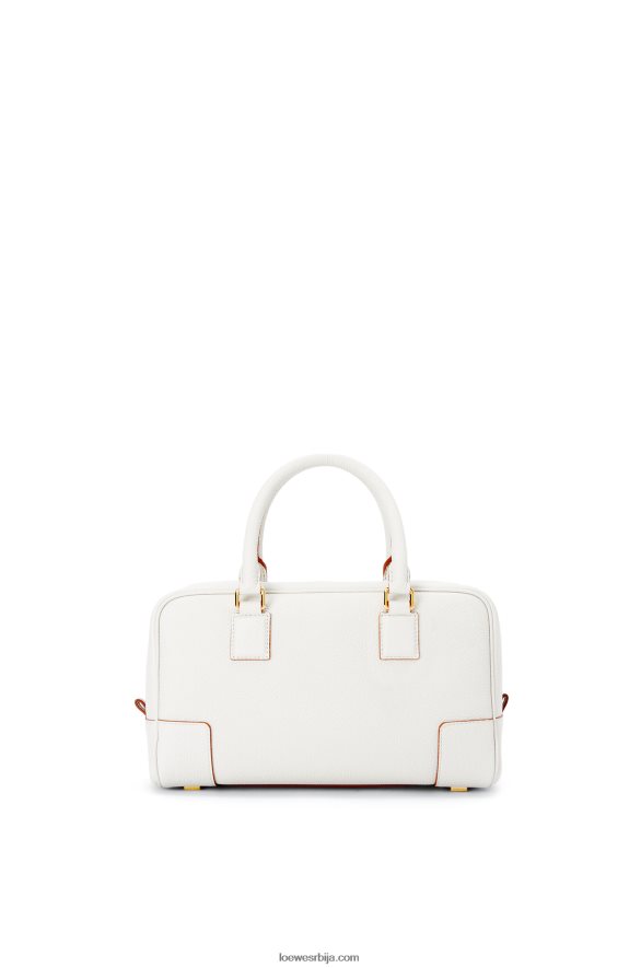 Loewe Жене Амазона 23 торба од мекане телеће коже мека бела HJTY151