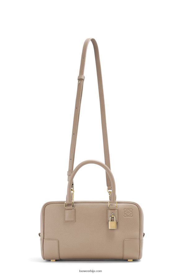 Loewe Жене Амазона 23 торба од мекане телеће коже песак HJTY154