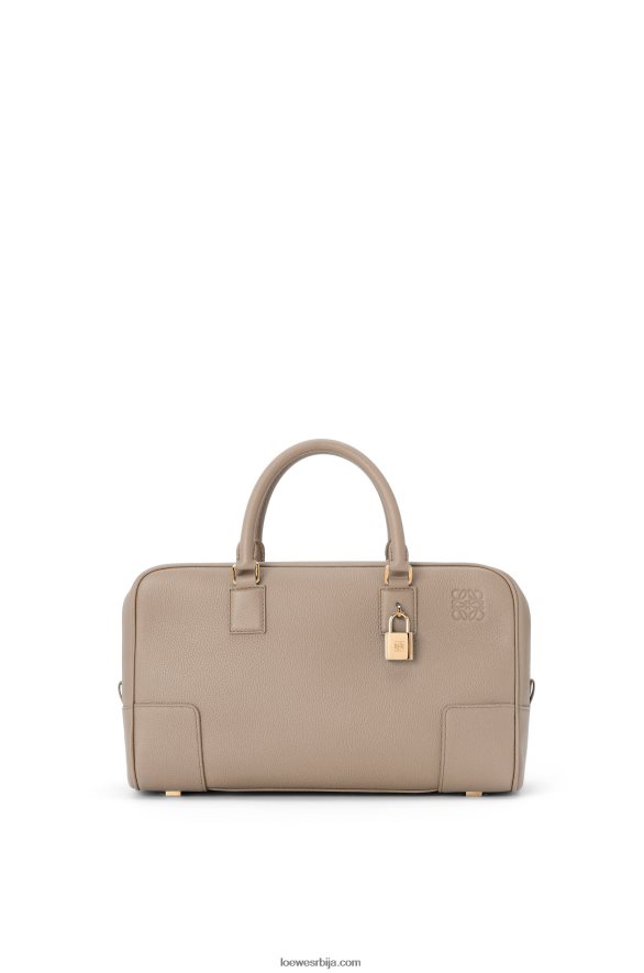 Loewe Жене Амазона 28 торба од мекане телеће коже песак HJTY153