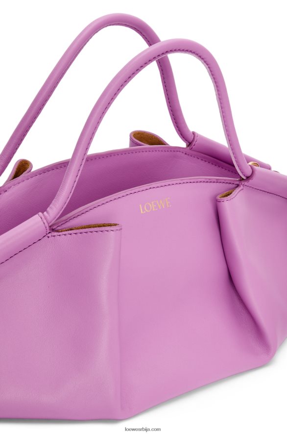 Loewe Жене мала пасео торба од сјајне напа телеће коже роцкросе HJTY348