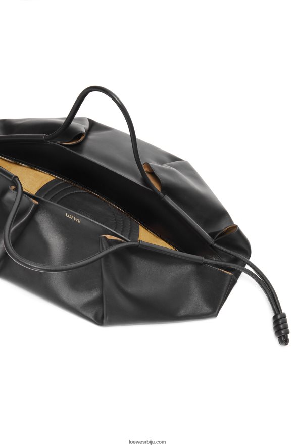 Loewe Жене кл пасео торба од сјајне напа телеће коже црн HJTY401