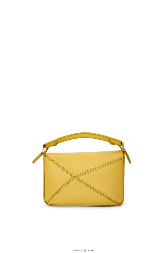 Loewe Жене мини пуззле торба од класичне телеће коже светло окер HJTY201