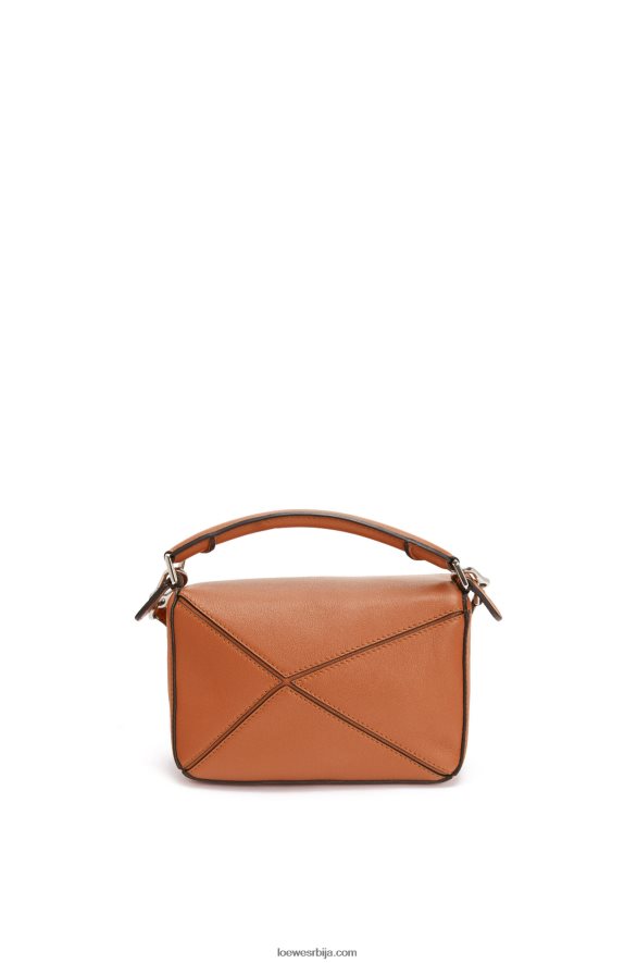 Loewe Жене мини пуззле торба од класичне телеће коже тан HJTY214