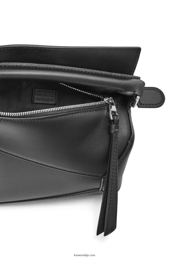 Loewe Жене мини пуззле торба од сатенске телеће коже црн HJTY219