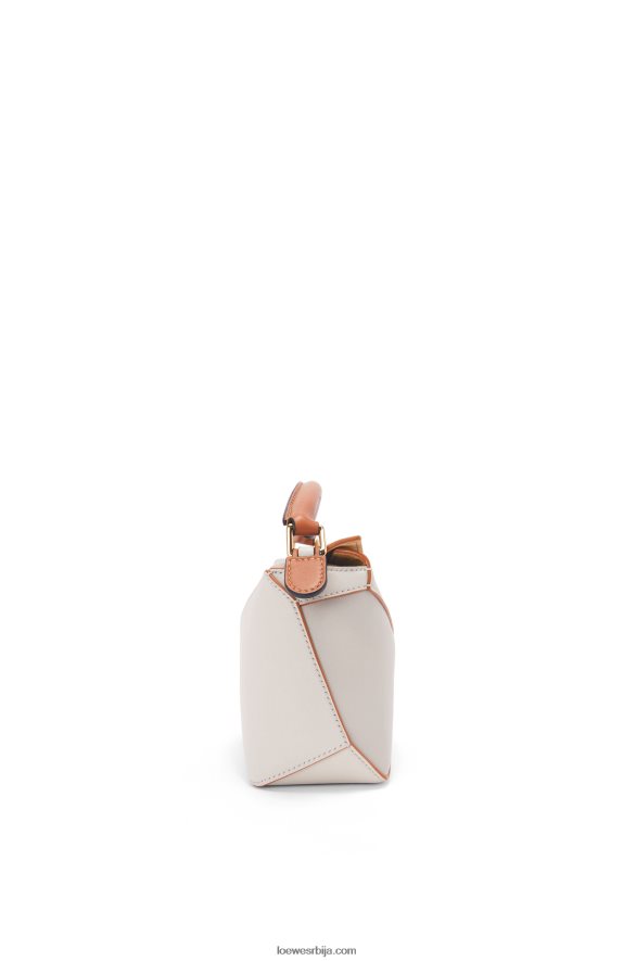 Loewe Жене ивица мини слагалице од напа телеће коже дух/мека бела HJTY258