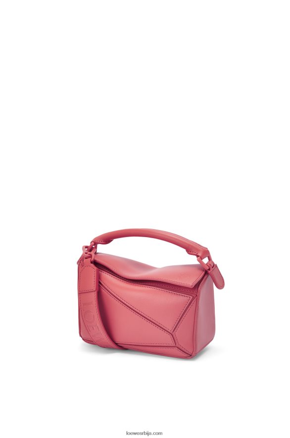 Loewe Жене мини пуззле торба од сатенске телеће коже плумросе HJTY266
