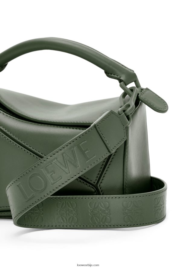 Loewe Жене мини пуззле торба од сатенске телеће коже винтаге каки HJTY270