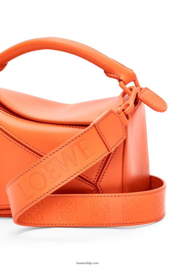 Loewe Жене мини пуззле торба од сатенске телеће коже наранџаста HJTY271