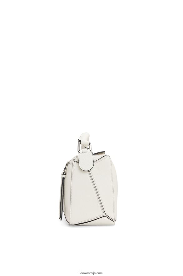 Loewe Жене мала торба за слагалице од мекане телеће коже мека бела HJTY367