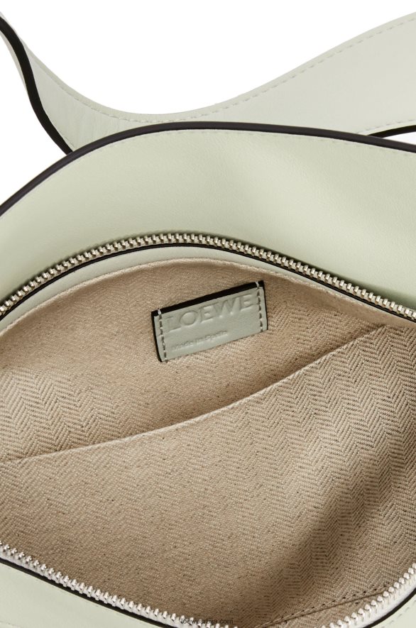 Loewe Жене пуззле хобо торба од напа телеће коже светли селадон HJTY457