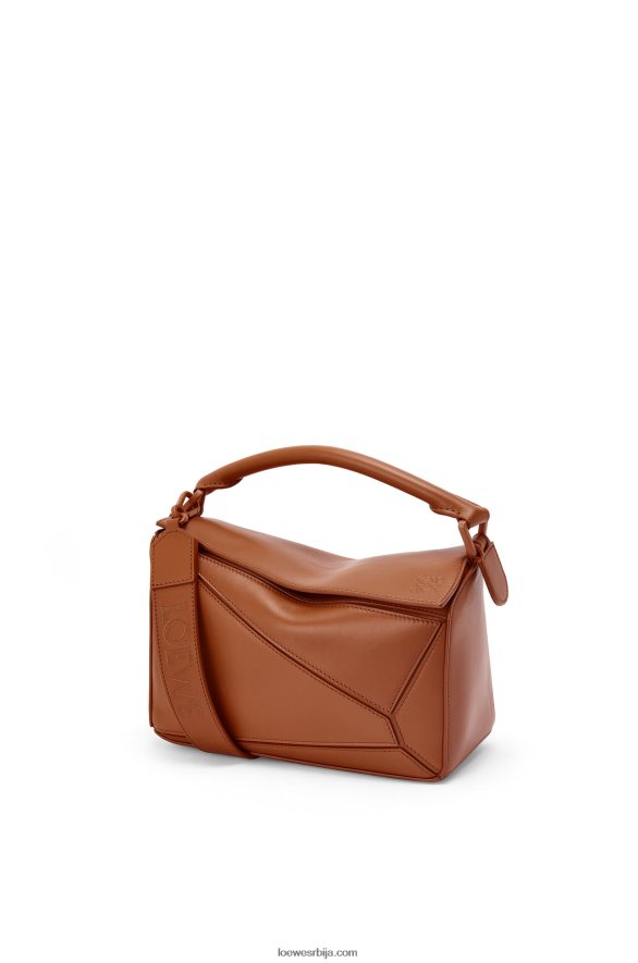 Loewe Жене мала пуззле торба од сатенске телеће коже пецан HJTY470