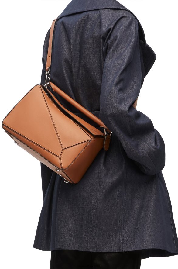 Loewe Жене пуззле торба од класичне телеће коже тан HJTY487
