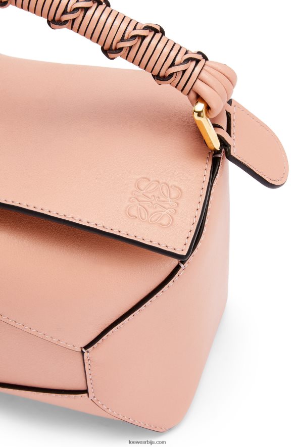 Loewe Жене мала торба за слагалице од напа телеће коже прашњаво розе HJTY498
