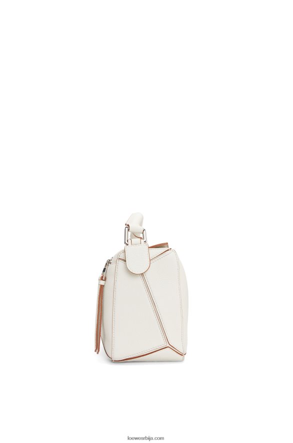Loewe Жене мала торба за слагалице од мекане телеће коже мека бела HJTY505