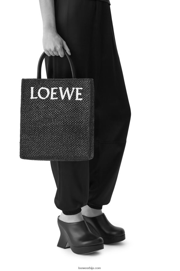 Loewe Жене стандардна а4 торба од рафије природно/црно HJTY75