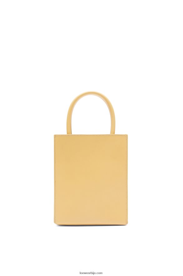 Loewe Жене стандардна а5 торба од углађене телеће коже тамни путер HJTY119