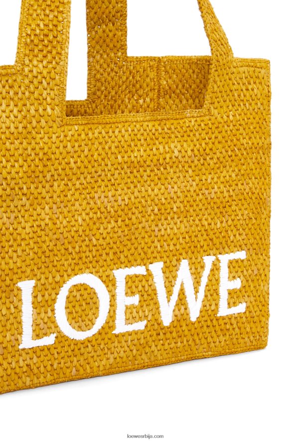 Loewe Жене торба средњег фонта од рафије окер HJTY13