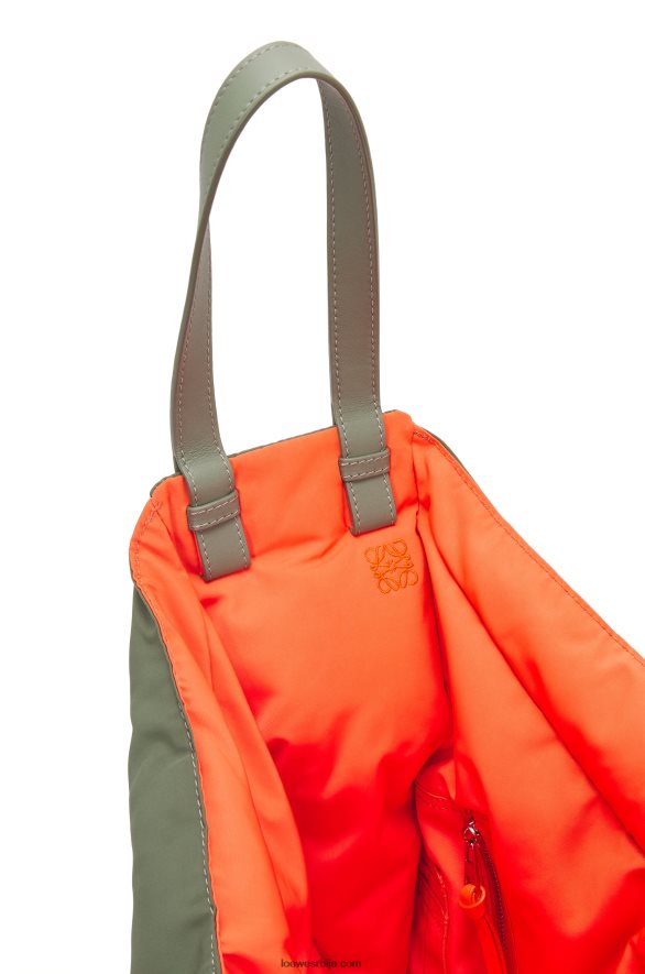Loewe Жене хаммоцк тоте реверзибилна торба од најлона винтаге каки HJTY446