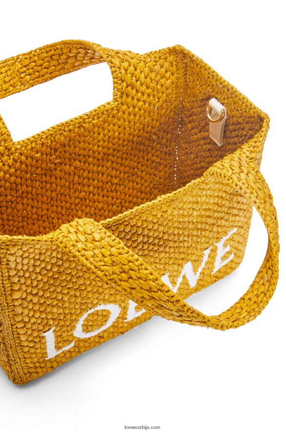 Loewe Жене торба са малим фонтом од рафије окер HJTY52