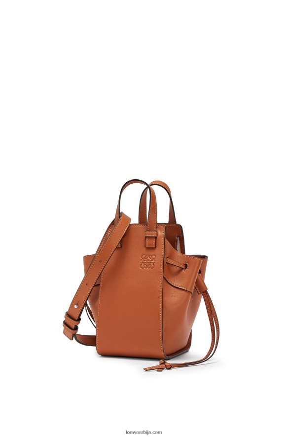 Loewe Жене мини канап за висећу мрежу од класичне телеће коже тан HJTY242