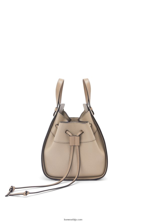 Loewe Жене мини канап за висећу мрежу од мекане телеће коже песак HJTY289
