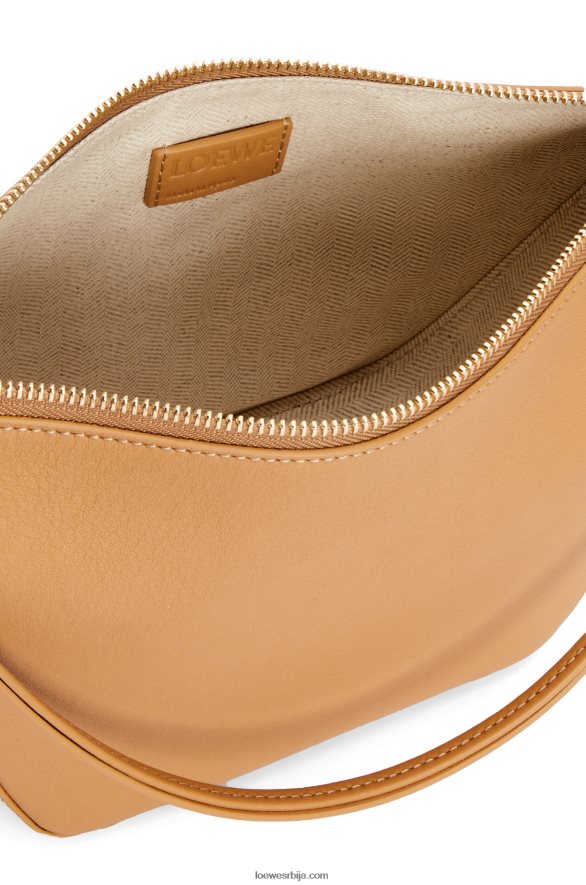 Loewe Жене мини хаммоцк хобо торба од класичне телеће коже топла пустиња HJTY323