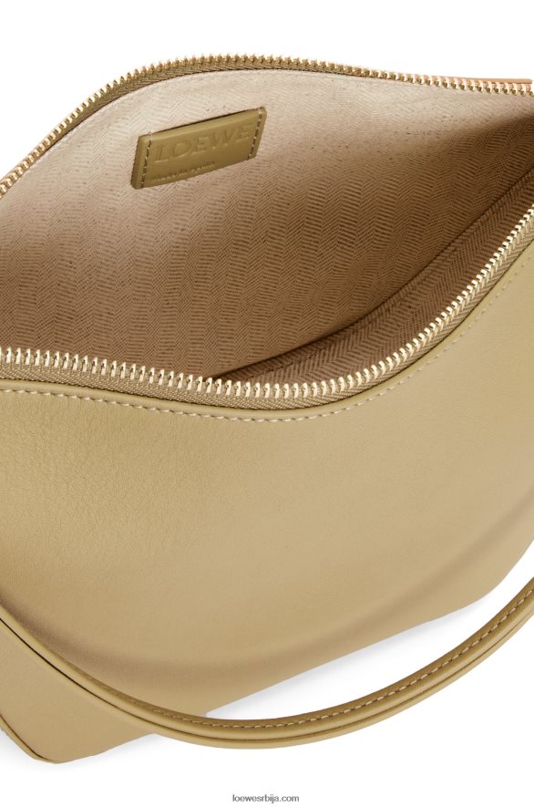 Loewe Жене мини хаммоцк хобо торба од класичне телеће коже глине зелена HJTY325