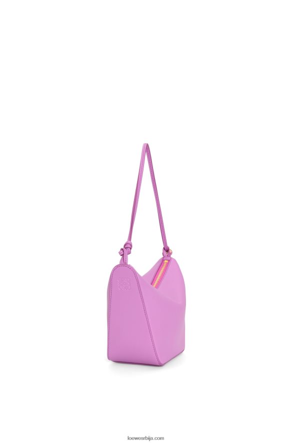Loewe Жене мини хаммоцк хобо торба од класичне телеће коже роцкросе HJTY332
