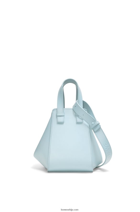 Loewe Жене хаммоцк компактна торба од сатенске телеће коже аквамарин HJTY460