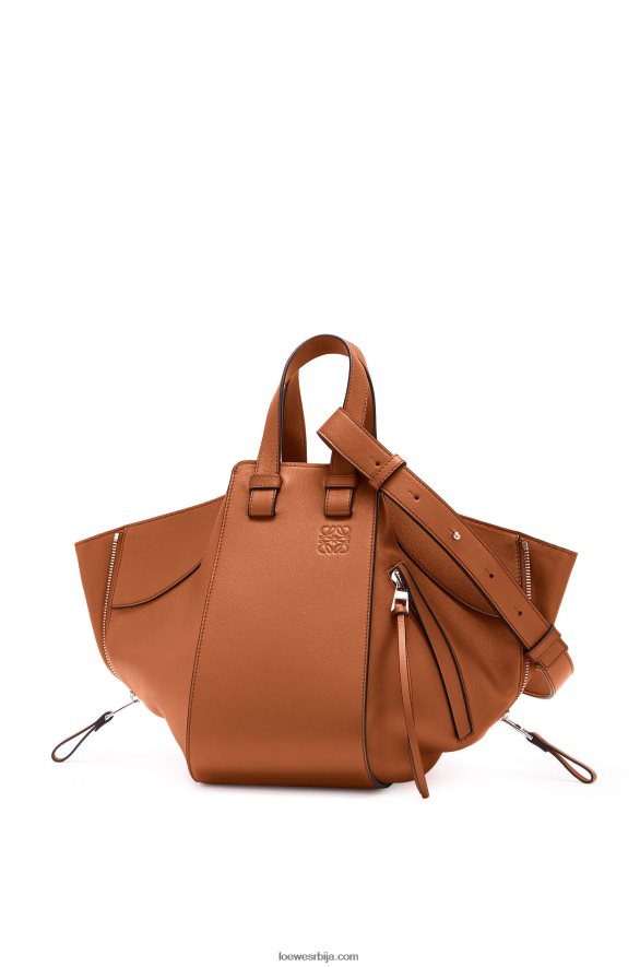 Loewe Жене мала торба за висећу мрежу од класичне телеће коже тан HJTY469