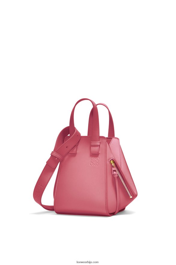 Loewe Жене хаммоцк компактна торба од сатенске телеће коже плумросе HJTY488