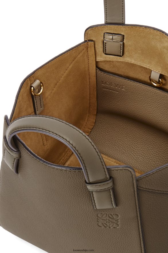 Loewe Жене висећа торба за грумен од мекане телеће коже ловор зелено HJTY500