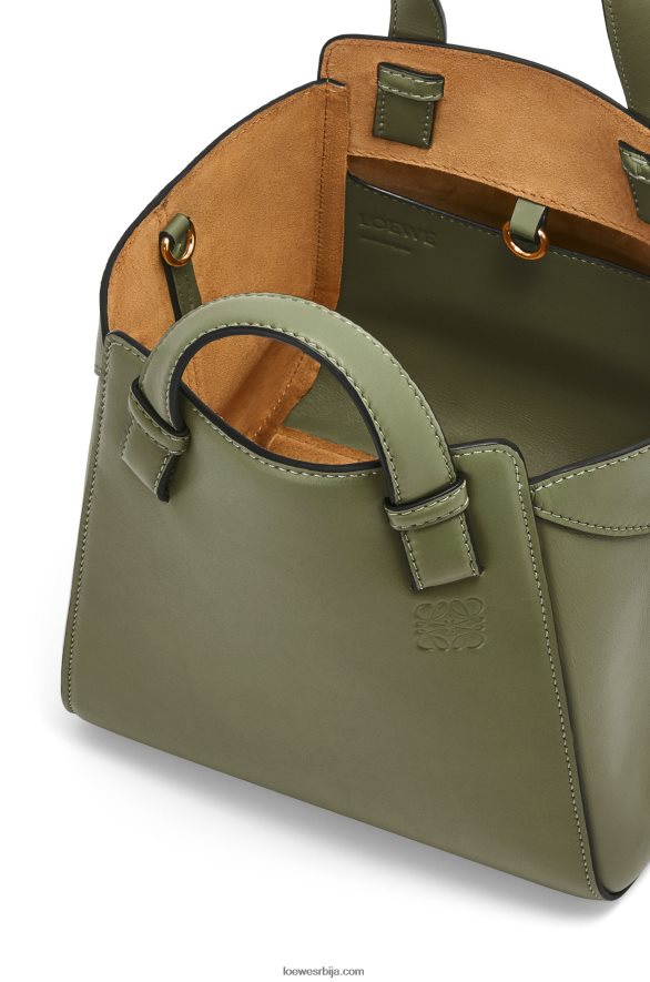 Loewe Жене хаммоцк нуггет торба од напа телеће коже зелени авокадо HJTY519
