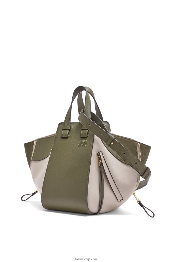 Loewe Жене мала торба за висећу мрежу од класичне телеће коже јесен зелена/светла зоб HJTY525