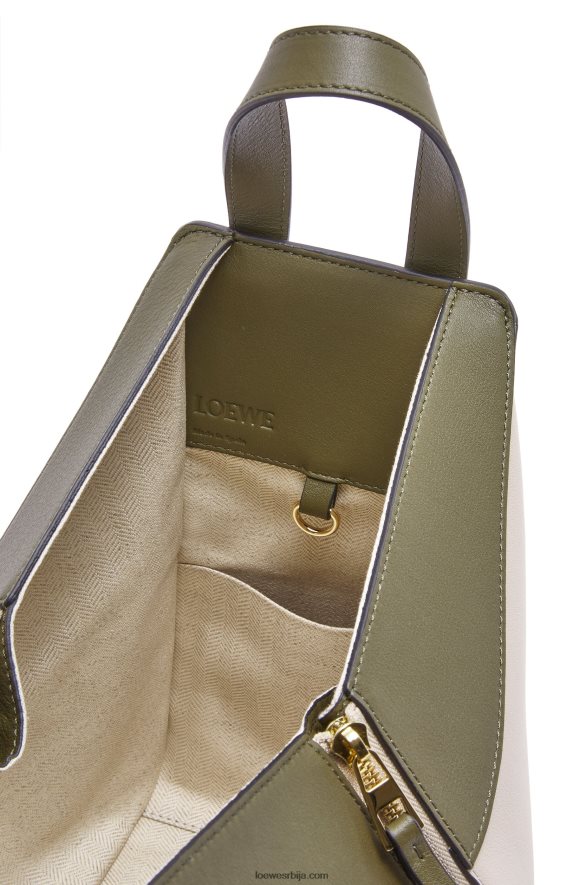 Loewe Жене мала торба за висећу мрежу од класичне телеће коже јесен зелена/светла зоб HJTY525