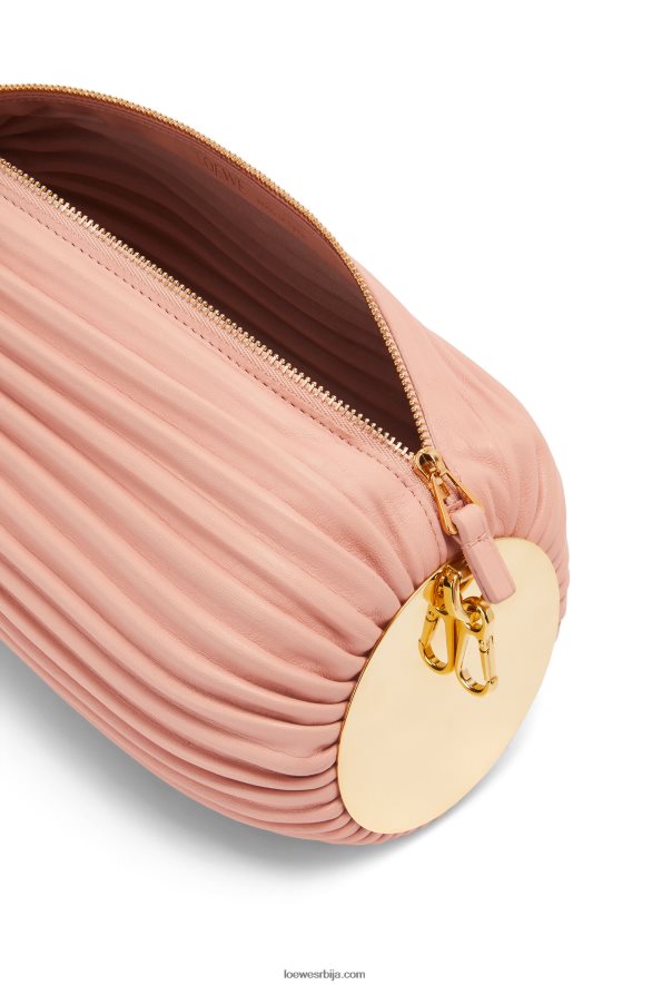 Loewe Жене торбица за наруквицу од напа телеће коже и месинга светло розе HJTY618
