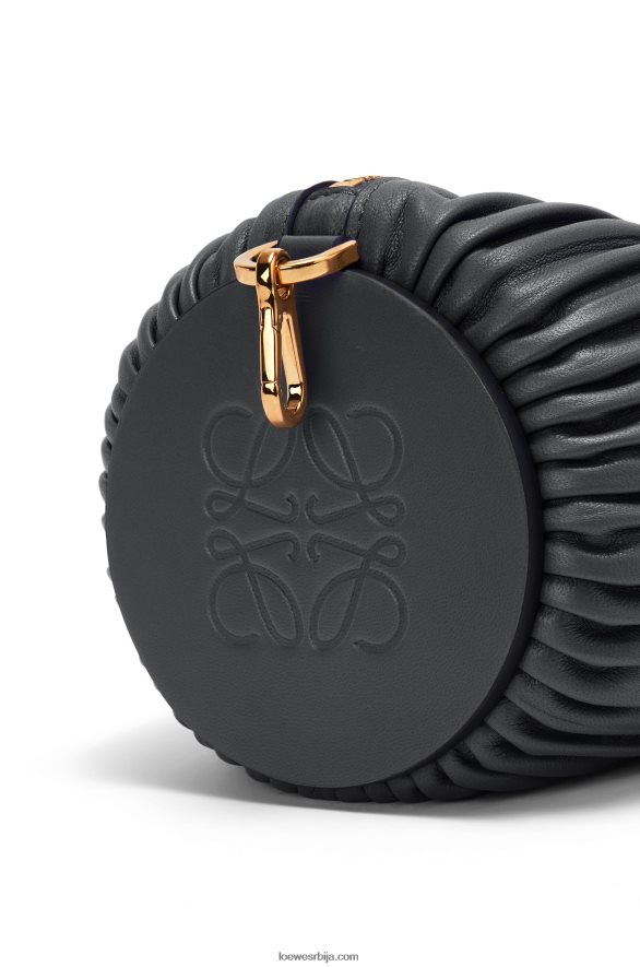 Loewe Жене торбица за наруквицу у плисираној напи црн HJTY632