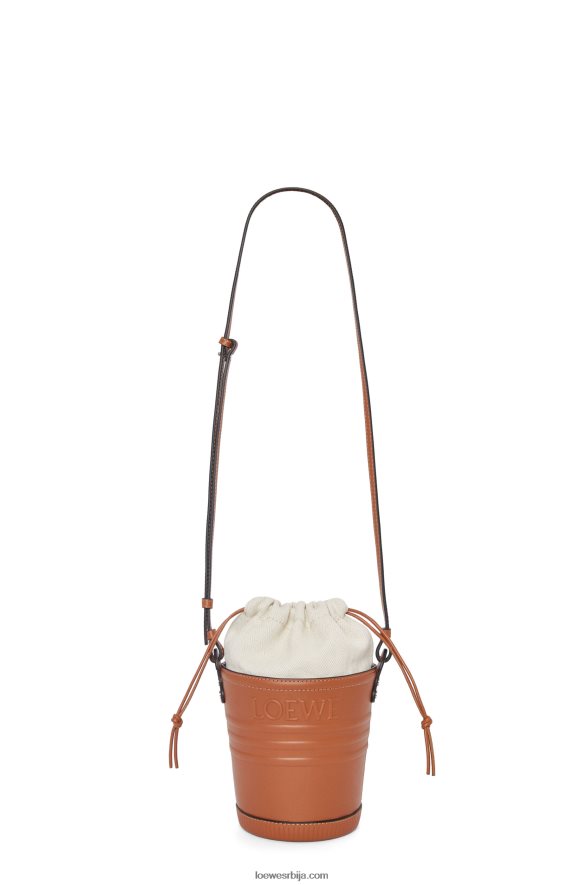 Loewe Жене жардињерски џеп од телеће коже тан HJTY227