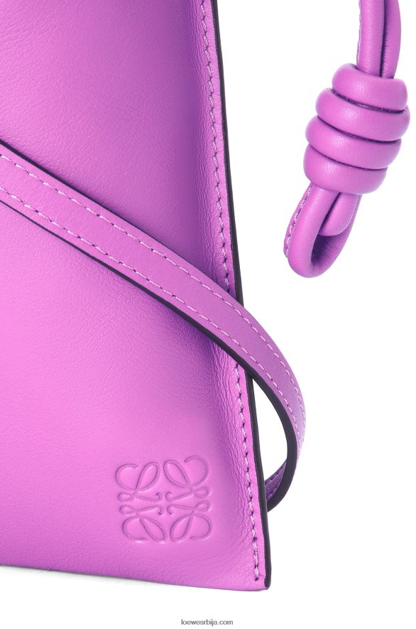 Loewe Жене фламенко џеп од напа телеће коже светло љубичаста HJTY295