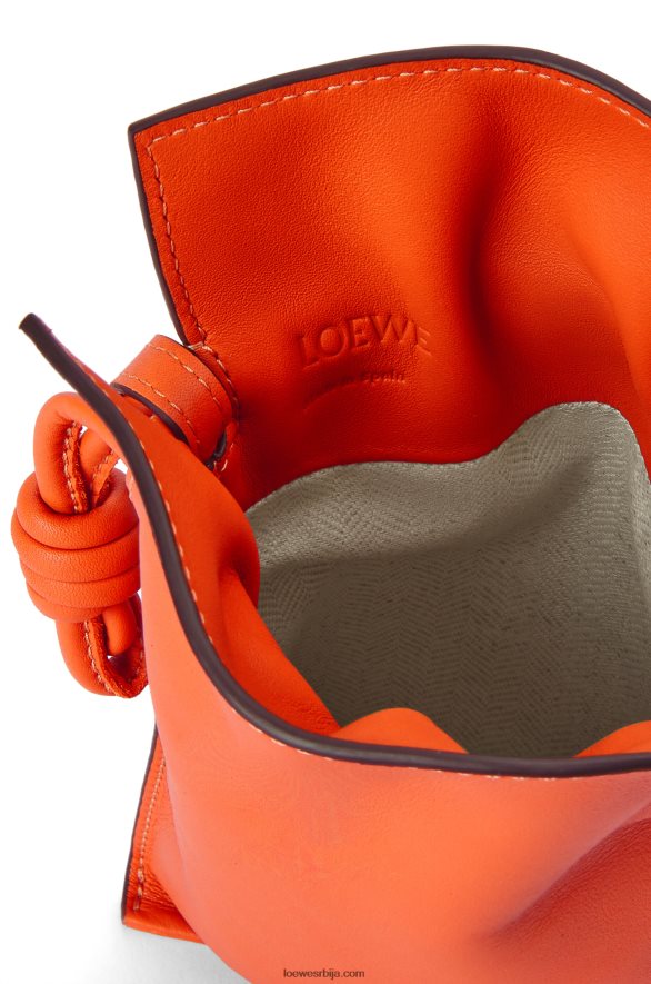 Loewe Жене фламенко џеп од напа телеће коже наранџаста HJTY599