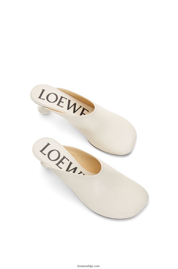 Loewe Жене играчка мазга у козјој кожи бео HJTY737