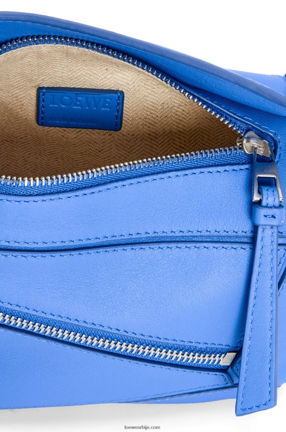 Loewe мушкарци мини пуззле бумбаг од класичне телеће коже приморско плаво HJTY547