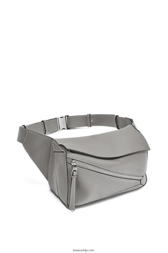 Loewe мушкарци мала слагалица од класичне телеће коже асфалт сива HJTY565