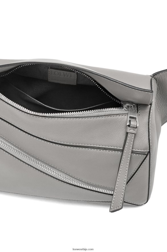 Loewe мушкарци мала слагалица од класичне телеће коже асфалт сива HJTY565
