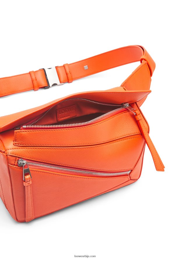 Loewe мушкарци мали пуззле бумбаг од дијамантске телеће коже наранџаста HJTY568